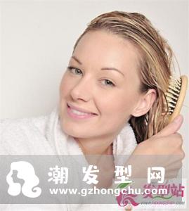 预防脱发不能忽视的误区 如何判断自己是正常脱发