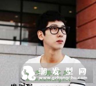 男生清爽帅气短发发型图片