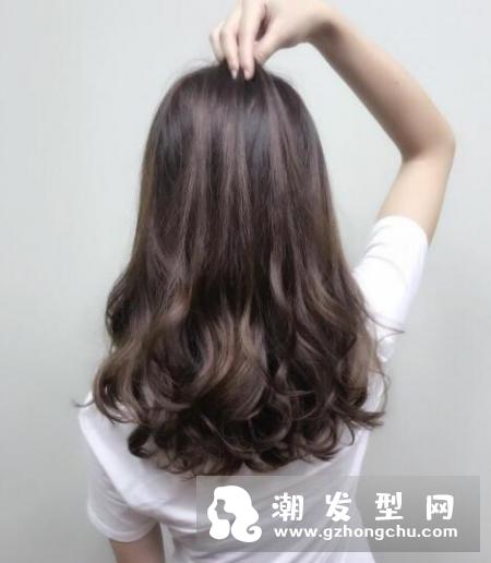 头发干枯毛躁怎么护理 做好这些可以轻松改善发质