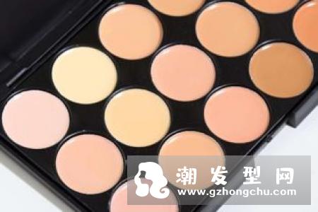 遮盖白头发妙招 染什么色能遮住