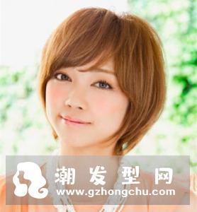 现正流行秋冬男生卷发 让你一秒圈住女孩心