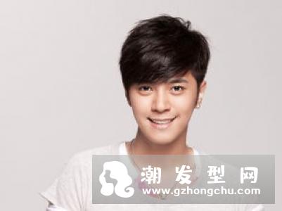 男生半脏辫发型  帅气酷炫潮男范