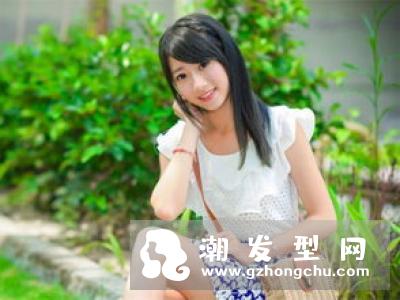 软化头发后用什么梳子 和拉直有什么区别