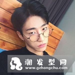 男生剪什么发型显得头小 首选韩式短发清爽时尚又潮搭