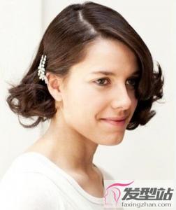 最新女士复古短发 低调传递奢华质感