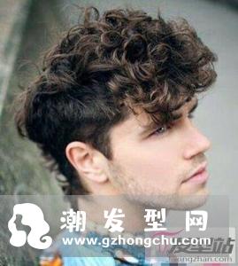 男生烫发发型种类 风格各异呈现多面帅气