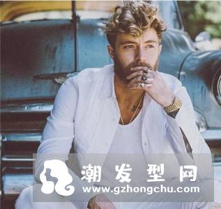 男士烫发纹理发型 将自己打造得更潮