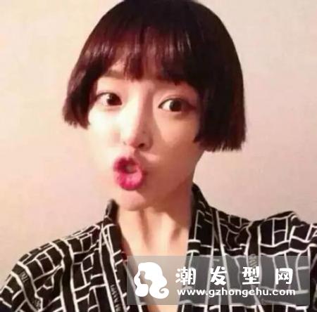 长发女生适合烫什么卷发 纹理烫发时髦修颜显发量