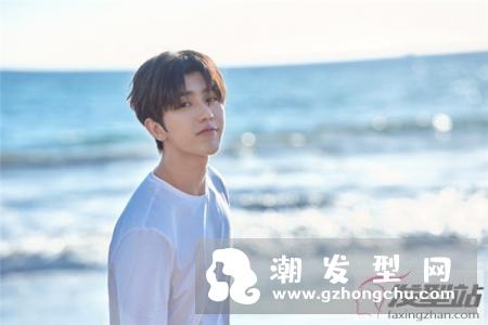 男生烫什么发型最帅气 人气男神蔡徐坤示范2019年最火造型