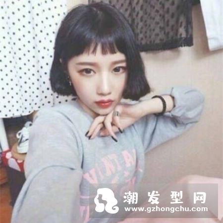 女生发际线高适合刘海吗 适合什么刘海