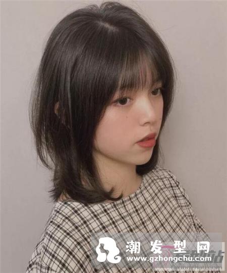 气质锁骨短发超能打 让你轻松度过尴尬期