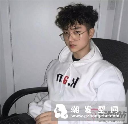 韩国时尚男生发型 最新帅哥发型抢先看