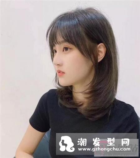 气质锁骨短发超能打 让你轻松度过尴尬期