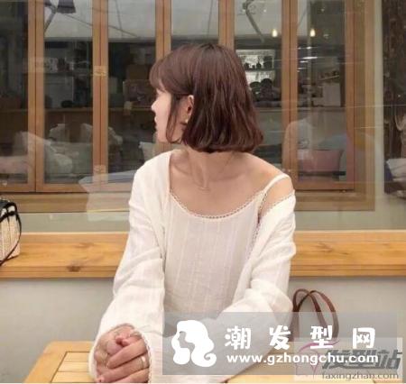 恰到好处的韩式微卷发 头发一卷立马变女神