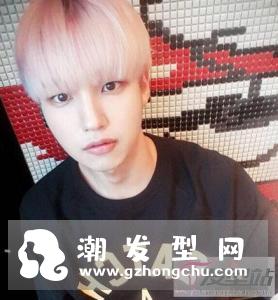 男生齐刘海发型 瘦脸时尚年轻好几岁
