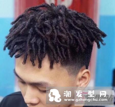 男生两边铲发型推荐 帅气型男发型潮范十足