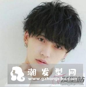 自然纹理烫发型男 蓬松灵动帅气爆棚