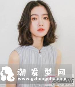 蛋卷头短发怎么烫 这样烫灵动瘦脸显气质