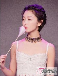 短发怎么梳简单好看？令短发更有气质小技巧！