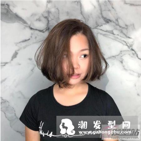 女生发型越短越时尚 不过肩清爽短发推荐