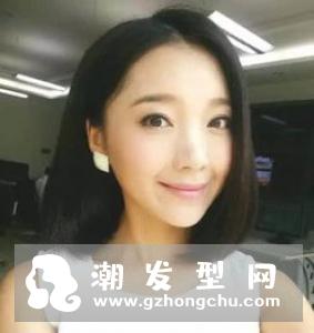 性感齐锁骨短发　修颜减龄两不误