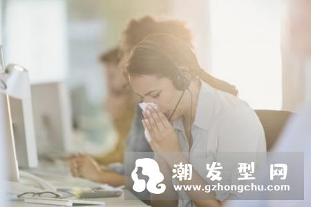总是掉头发怎么办？这些方法让你房间远离到处是头发