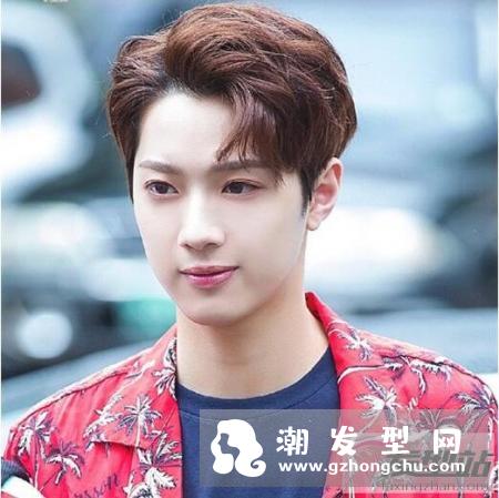 男生短发精神帅气发型 每款发型都是型男气质