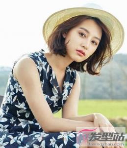 女生剪什么短发显脸瘦 这几款发型让你秒变巴掌脸