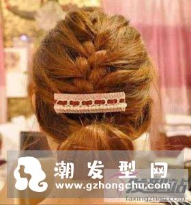 蜈蚣辫编发教程图解 自己在家也能编的知性发型