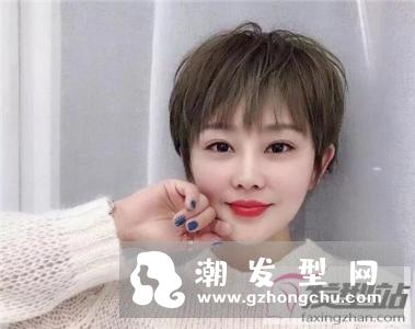 好看学生头短发发型 剪了短发后从此长发是路人