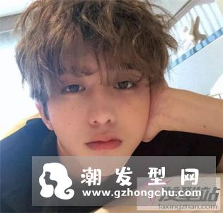 时尚男生烫发发型有哪些 酷炫高颜值打造男神范