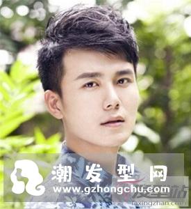 男生卷发适合什么发型 轻松晋升时尚魅力男神