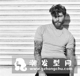 男士烫发纹理发型 将自己打造得更潮