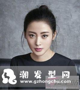 优雅气质盘发发型 彰显端庄妩媚女人味