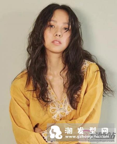 最撩人的仙女卷发型 公主大波浪vs羊羔卷嬉皮卷