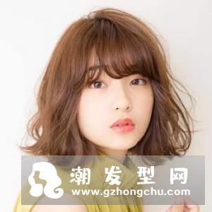 波妹扒到了几款时尚博主们强推的发型不仅网红喜欢在理发店“点击率”也极高