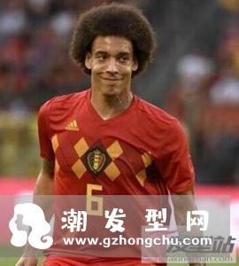 踢球的男生适合的发型 帅气有个性闪耀球场