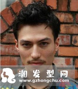 男生韩版卷发发型 帅气造型绝对是少女杀手
