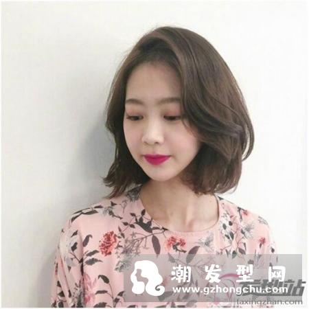 女生知性短发发型 超级nice更显气质