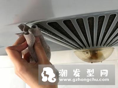 吹风机进头发怎么清理 可以清洗厨房油污吗