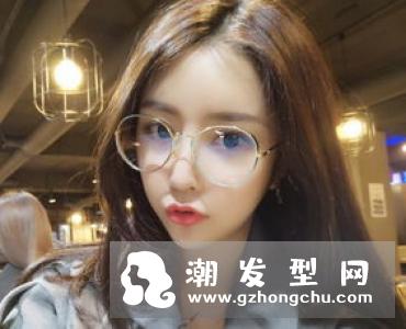 于朦胧发型叫什么 各种短卷发发型来袭