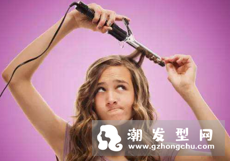 卷发棒烫到额头了怎么办 会留疤吗