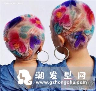 女生寸头超酷发型图片 球体风雕刻造型最抢眼