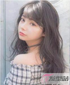 睡不醒中长发卷发 慵懒性感实力撩人