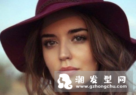 软化头发伤头发吗?