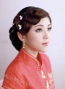 穿旗袍的发型 优雅端庄展现东方美