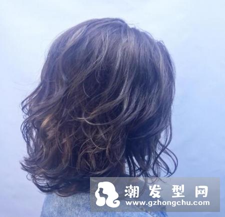 洗头掉多少头发正常 如果超出这个数你应该引起重视