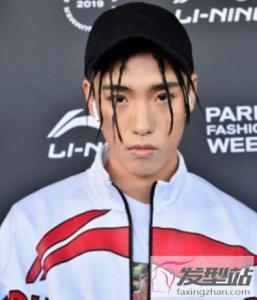 男生嘻哈风发型 酷炫有型显个性魅力