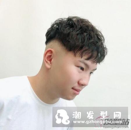 韩式发型也很有男人味 韩星退伍回归man味喷炸