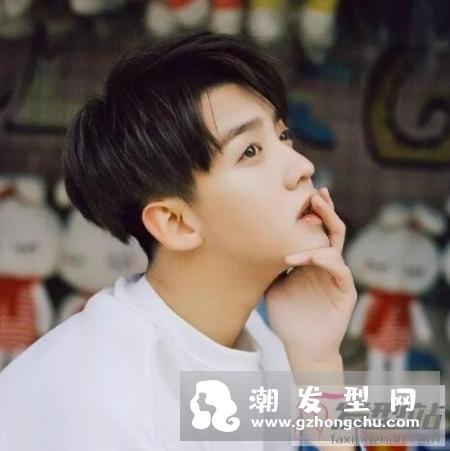 男生三七分发型怎么剪 型男发型潮翻了超帅